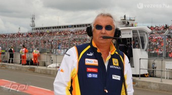 F1: Briatore bűnös, de visszatérhet