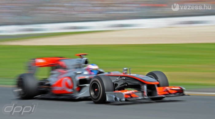 F1: A McLaren dobta a Mercedest