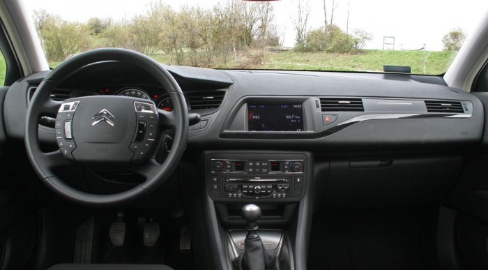 A műanyagok puhák, a látvány is jó