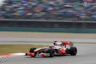 F1: Button győzött a kínai káoszban 43