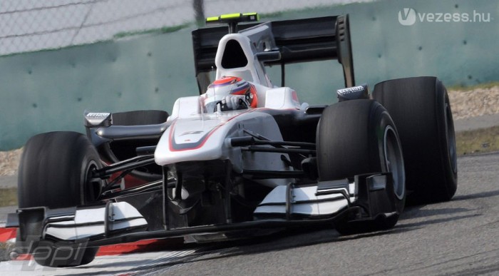 F1: Nem mutogat a Ferrarira a Sauber