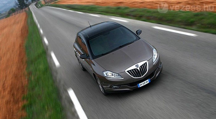 Bekeményít a FIAT, éled az Alfa 8 | Vezess Kínában és Indiában a FIAT és a Chrysler márkái egyformán gyengék