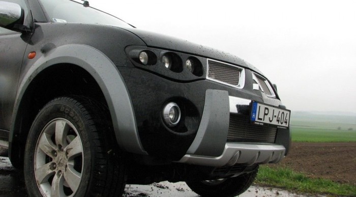 Gyári optikai csomag Hella fényszórókkal