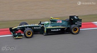 F1: A főnök légitársasága hirdet a Lotuson