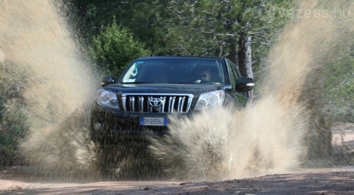 Nem maradhat el az obligát vízfröcskölős fotó