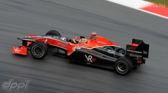 F1: Az újoncnak nem jut új autó