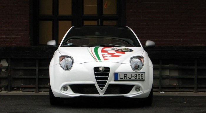 Kukacot figyelő madár, felhergelt boxoló - sok mindent bele lehet látni