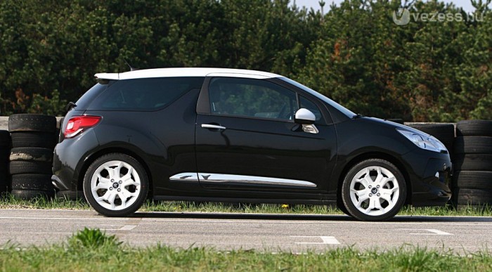 A legerősebb 155 lovas példány profilból