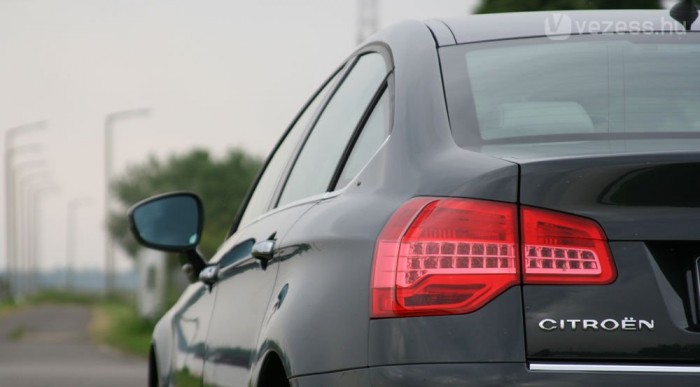 A Citroën már rájött, hogy jó autókat kell gyártani 8 | Vezess A Citroën már rájött, hogy jó autókat kell gyártani 8