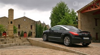 Francia válasz a TT-re: Peugeot RCZ