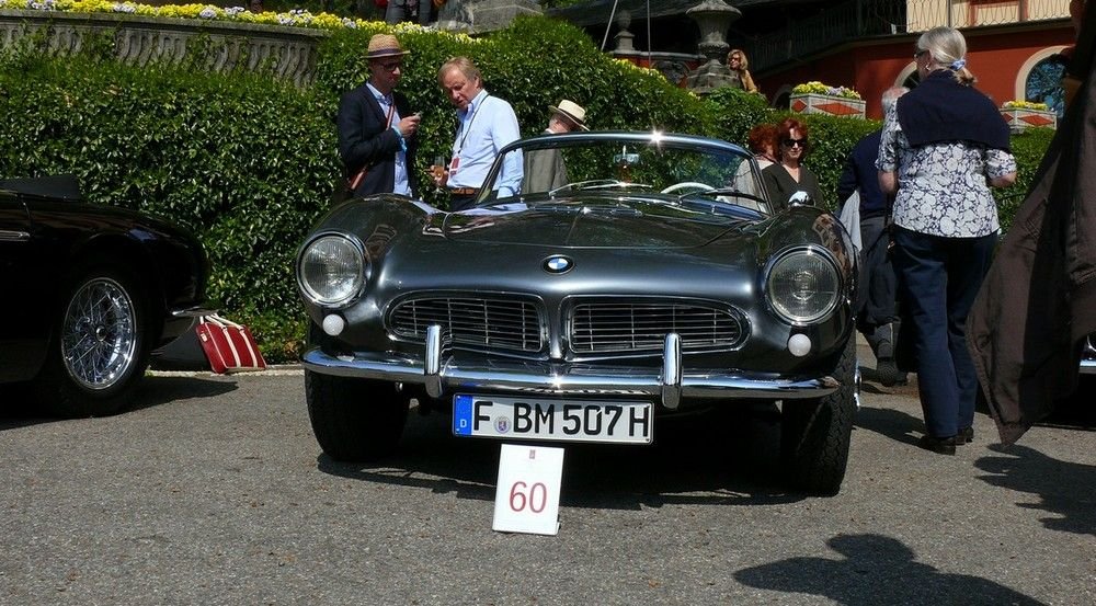 Nyolchengeres BMW 507