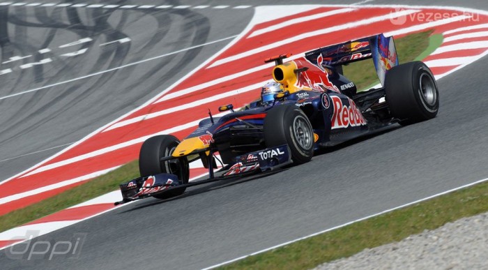 Vettel a semmiből rántott elő héttizedet