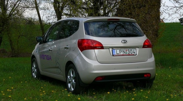 Magától nyit és zár az ajtó, ha nálunk van a jeladó