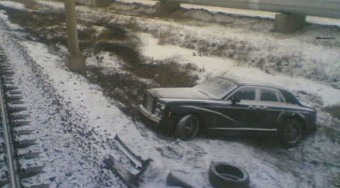 100 millió az árokban felejtve!