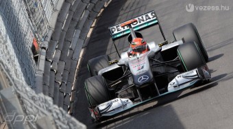 Schumacher: Szabályosan előztem meg Alonsót!