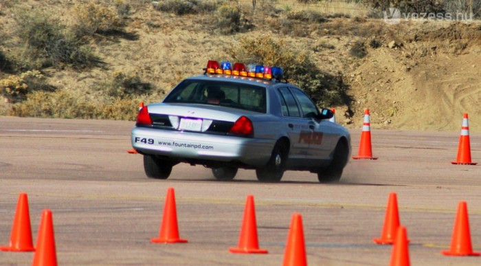 Kommunikálhatnának az autókkal