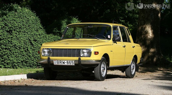 Ezt még egy büdös kétütemű hajtja