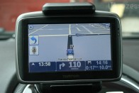 Megéri a 120 ezer forintot a TomTom navigáció