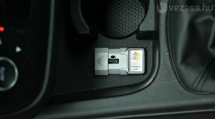 Ezerszer többet ér az USB-bemenet egy Aux-csatlakozónál