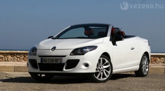 Kabrió és üvegtető egyben: Megane CC