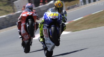 Százhússzal egy keréken