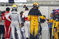 F1: Schumacher hibázott, Webberé a pole 65