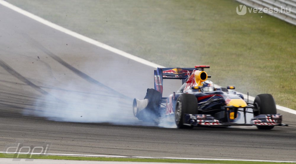 F1: A Red Bull a McLarennek adta a győzelmet 36