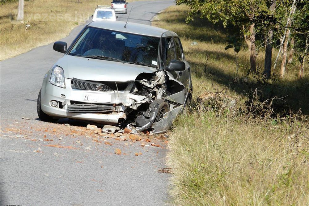 Sok autóhitelest veszélyeztet a totálkár 63