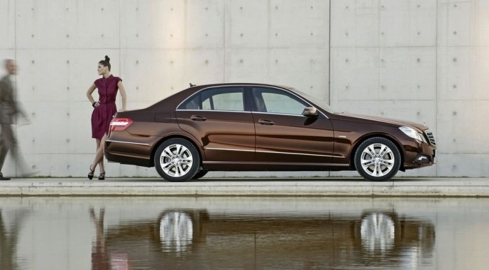 Megszűnik az erős autókat sújtó luxusadó 6 | Vezess A 12 millió feletti alapárú új E 200 CDI nem nagy értékű, nem kell utána adózni