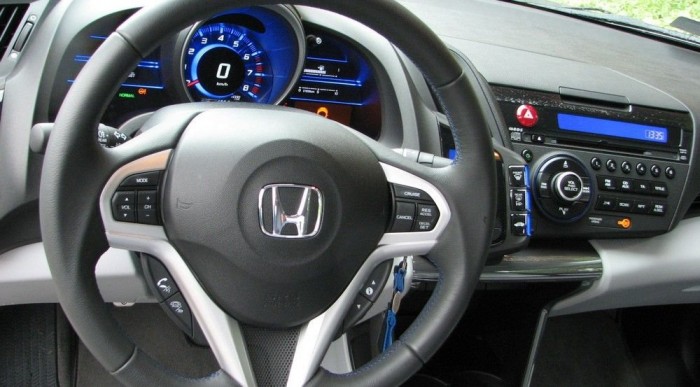 Vezettük a Honda új hibridautóját 10 | Vezess Sportosabb, izgalmasabb az Insightnál belül