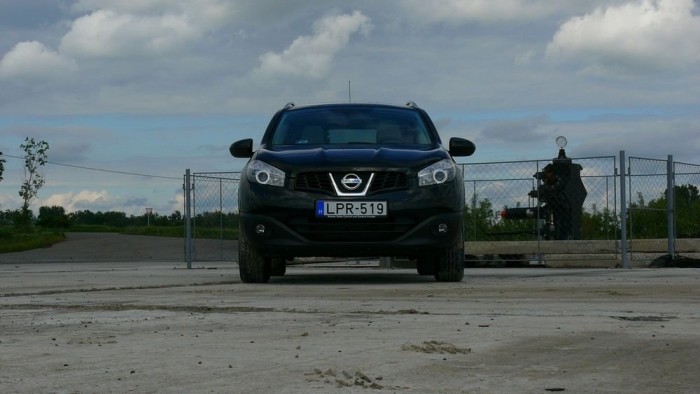 Szerintem egyáltalán nincs morcos arca. Szerintetek?