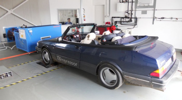 Vallatás alatt a nitro