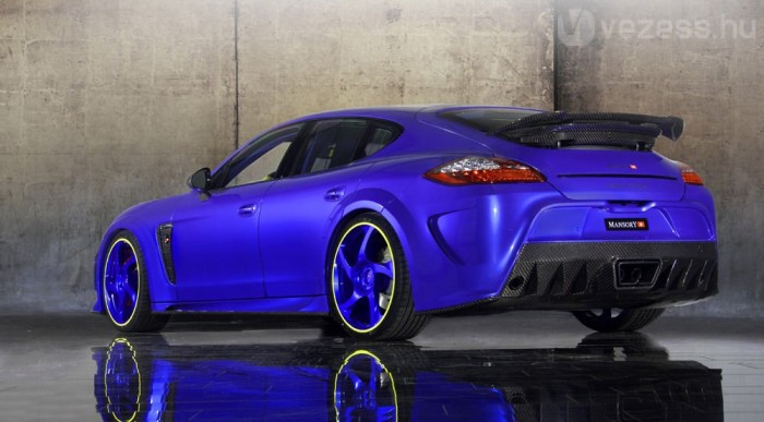 690 lóerős giccs 6