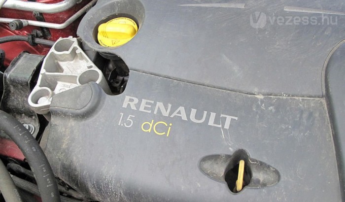 Teszt: Dacia Sandero Stepway 1,5 dCi 8 | Vezess Az 1,5-ös dízel nem fogyaszt sokat