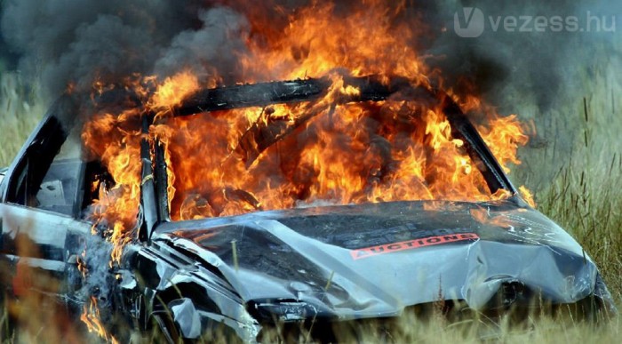 1,5 millió autó gyulladhat ki