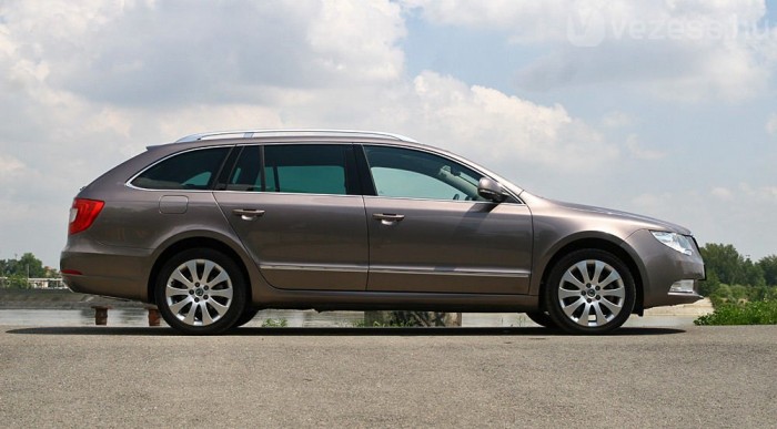 Nem a legpraktikusabb ez a forma, de legalább szép