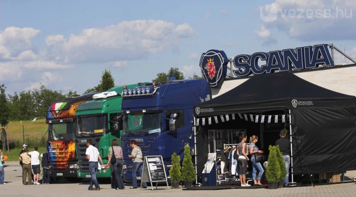 Kamionra hajt a legjobb fiatal fuvaros 7