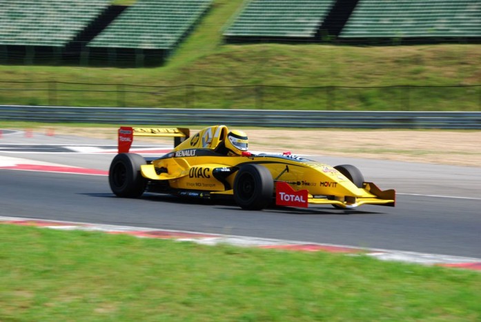 2:04-et nyomtam a Formula Renault-val, aztán lehalt