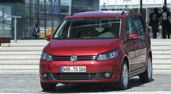 250 Nm-ig választható a hétgangos DSG automata, felette a hatfokozatú a kézi váltó alternatívája