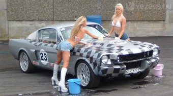 Így mos autót a Ford