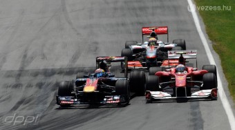 F1: Buemi a fellegek között