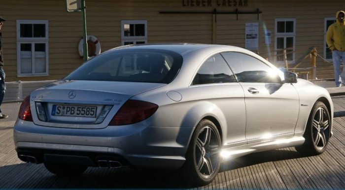 Kiszivárgott képeken a 600 lóerős Mercedes 7 | Vezess Új felnik, spoilerek és kipufogók kerülnek a CL-re