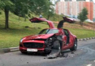 Gajra ment az első SLS AMG Mercedes