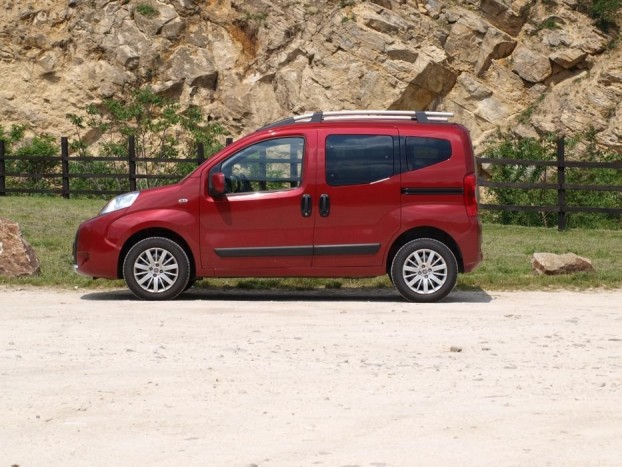 Ennél meredekebb hátfal nincs