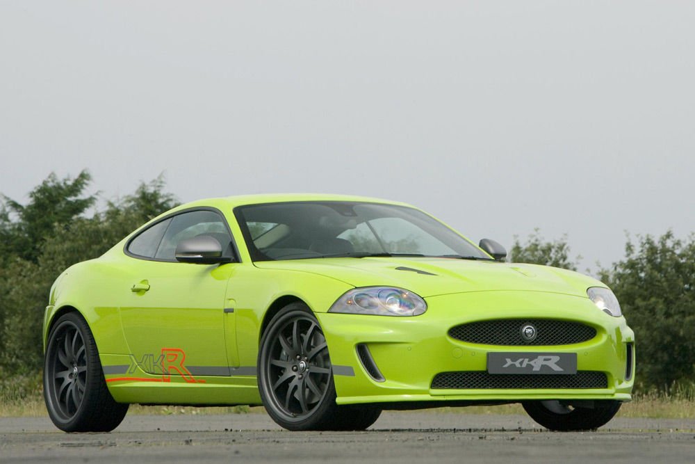 V8-as kompresszoros marad