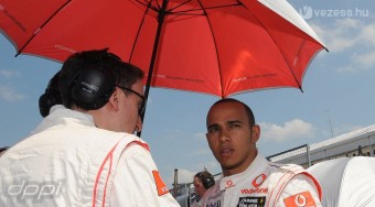 Komolytalan menedzserek Hamilton körül