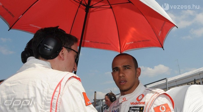 Komolytalan menedzserek Hamilton körül