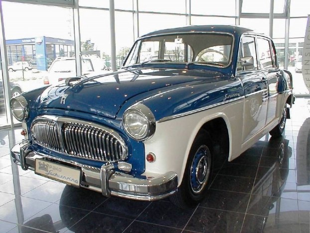 Autós hírek a régmúltból 6. 9 | Vezess Itt még nem az általunk is jól ismert emblémát viseli a Sachsenring