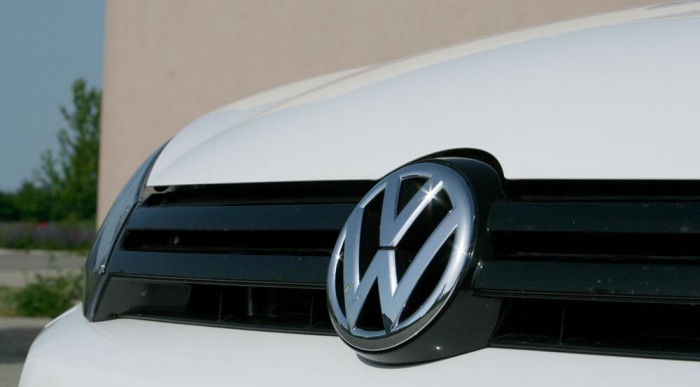 Nagyon jól mutat a fényes fekete