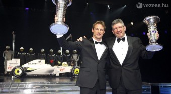 Button megkapja a tavalyi autóját